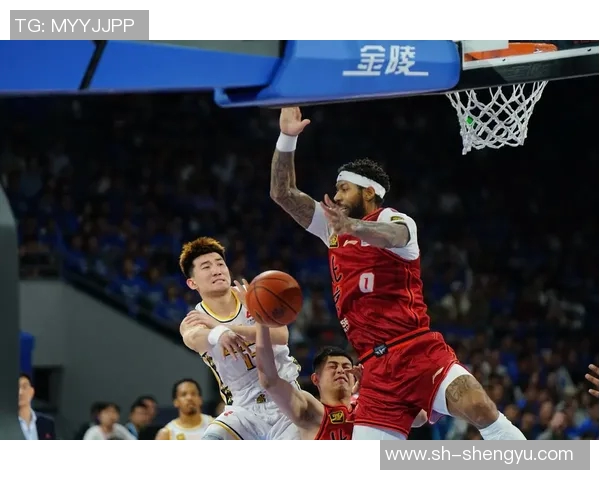 北京首钢与浙江广厦控股激战正酣谁将赢得这场篮球巅峰对决